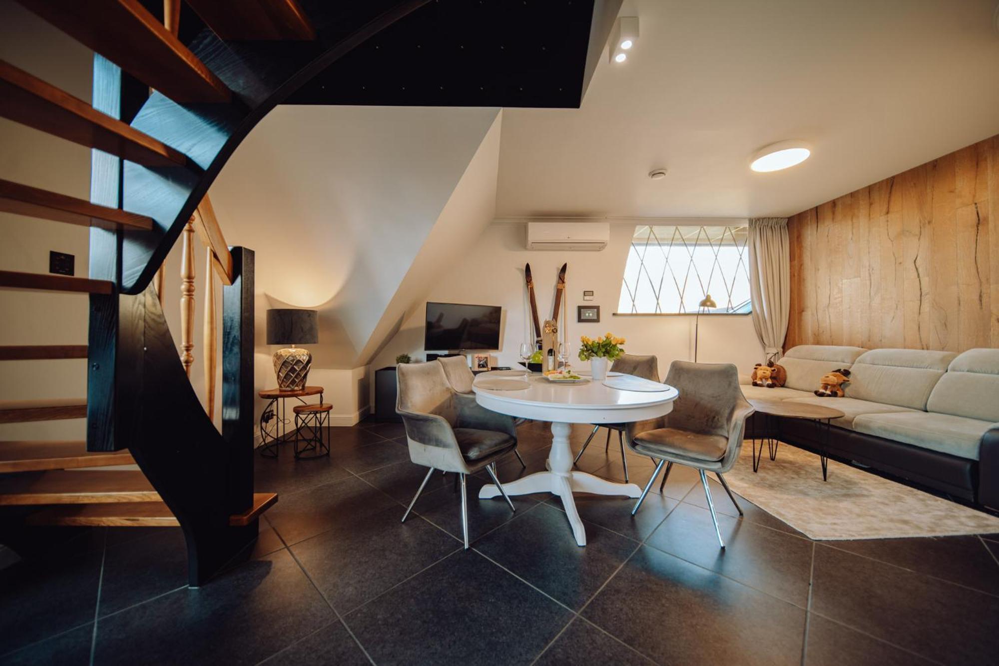 Norweska Dolina Family&Pet-Friendly Resort Шклярска-Поремба Экстерьер фото Interior of a typical apartment